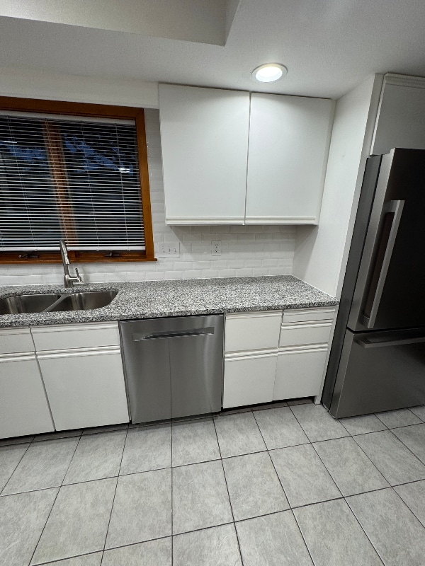 42 Parkington Cir in East Syracuse, NY - Building Photo - Building Photo