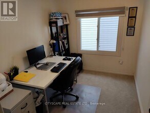 11 Trammell Ln in Brampton, ON - Building Photo - Building Photo