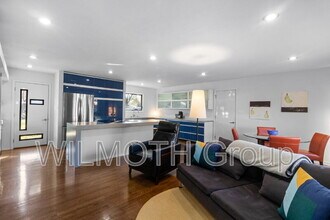 10327 Orchard Park Dr W in Indianapolis, IN - Building Photo - Building Photo