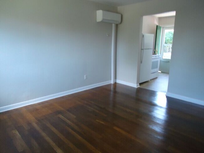 708 F Ave SE in Hickory, NC - Building Photo - Building Photo