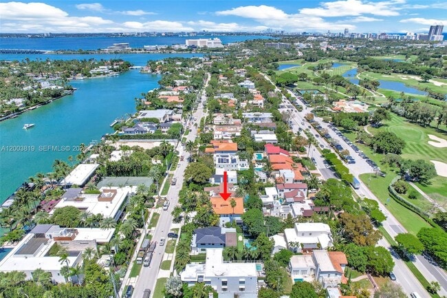 2143 N Bay Rd in Miami Beach, FL - Building Photo - Building Photo