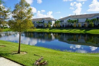 821 NW 3rd Way in Pompano Beach, FL - Building Photo - Building Photo