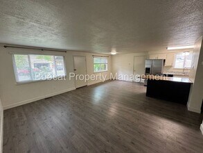 2523 Baker Dr in Carson City, NV - Foto de edificio - Building Photo