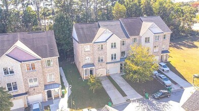 4867 Pinnacle Dr in Stone Mountain, GA - Foto de edificio - Building Photo