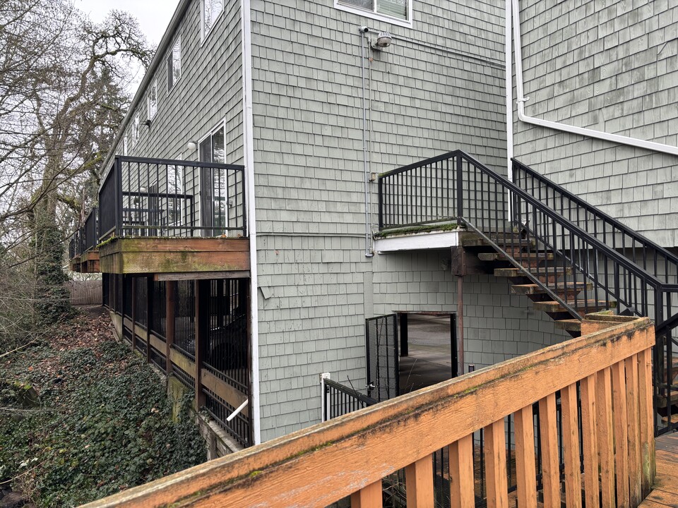 Parkside South Townhouses in Salem, OR - Building Photo