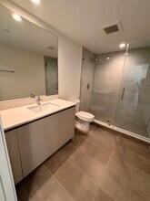 2389 NE 172nd St, Unit S1 in North Miami Beach, FL - Foto de edificio - Building Photo