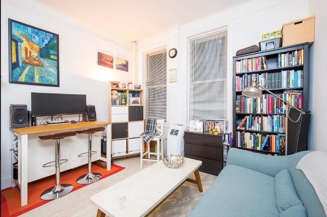 57 W 58th St in New York, NY - Building Photo - Building Photo