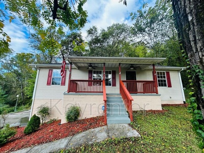 4417 Fawnie Ln