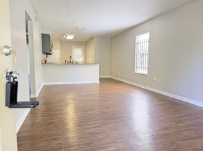 3696 Morton St, Unit 3696 Morton Street Apt 2 in Jacksonville, FL - Building Photo - Building Photo