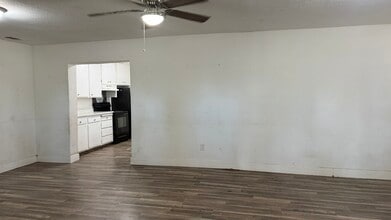 3307 Minniear Ave in Modesto, CA - Building Photo - Building Photo