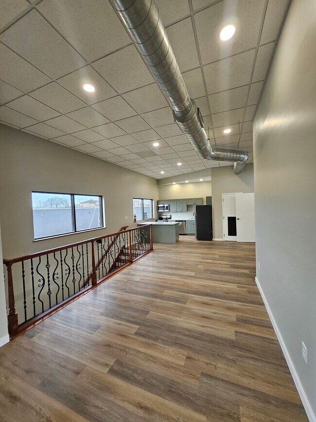 41 W Division St in Evansville, IN - Building Photo - Building Photo