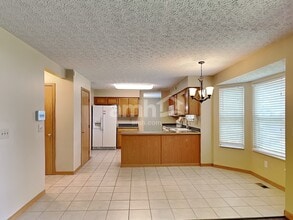 7908 Windrift Pl in Reynoldsburg, OH - Building Photo - Building Photo