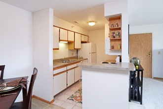 Park West in Omaha, NE - Building Photo - Interior Photo