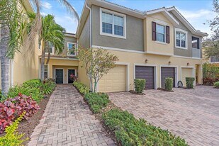 7774 Moonstone Dr in Sarasota, FL - Building Photo