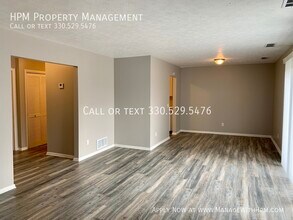 4227 Middlebranch Ave NE in Canton, OH - Building Photo - Building Photo