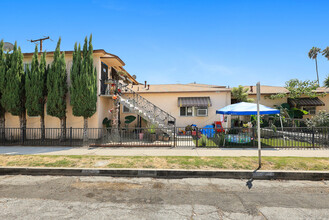 3130 Santa Anita Ave in El Monte, CA - Building Photo - Building Photo