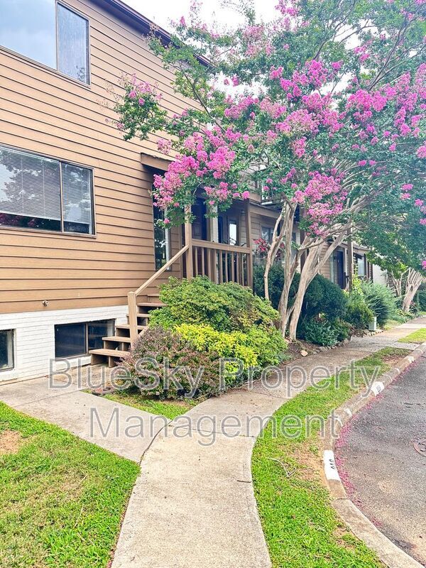 218 Harvest Dr in Charlottesville, VA - Building Photo - Building Photo
