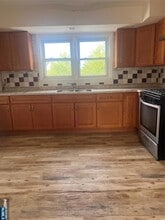 261 Hathaway St in Wallington, NJ - Building Photo - Building Photo
