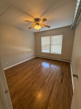 7437 W Irving Park Rd in Chicago, IL - Building Photo - Building Photo