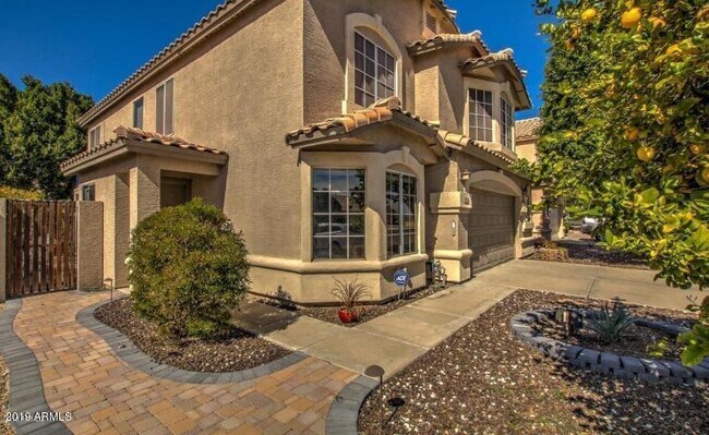 1720 E Blackhawk Dr in Phoenix, AZ - Building Photo - Building Photo