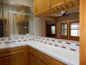 512 E Yarrow Ave in McAllen, TX - Building Photo - Building Photo