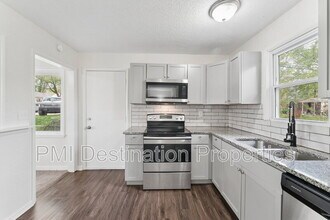 5026 Locust Ave in Kansas City, KS - Building Photo - Building Photo