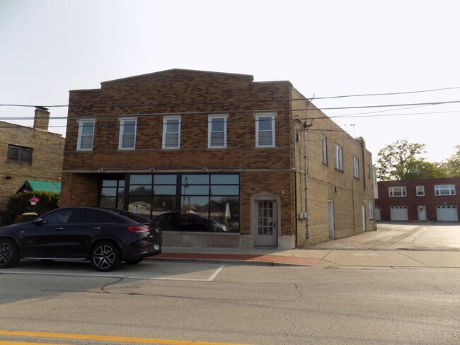 property at 328 Green Bay Rd