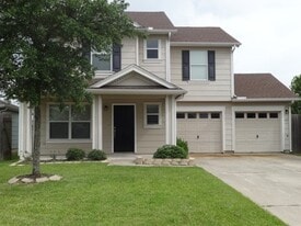 4011 Carmel Ridge Way in Pasadena, TX - Building Photo