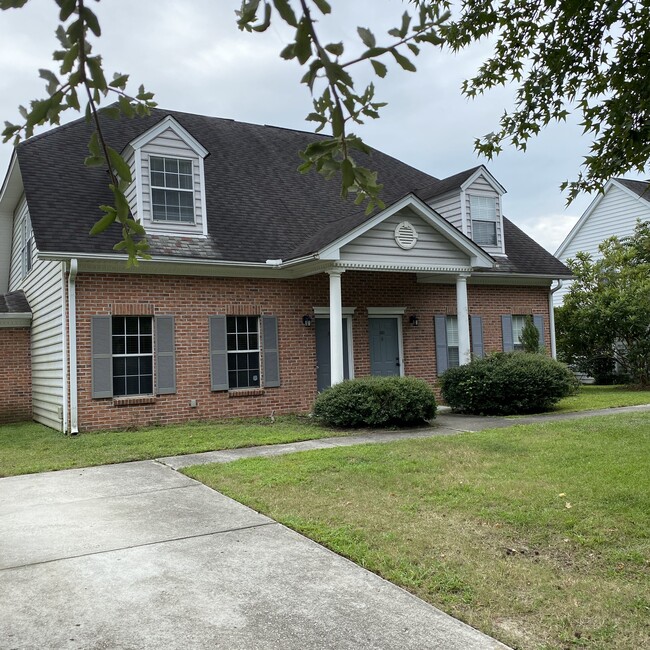 property at 3068 Queensgate Way