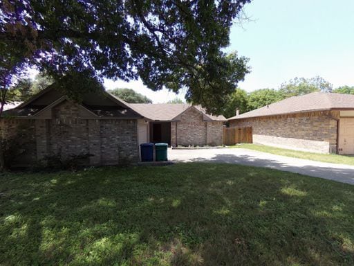 6219 Crab Orchard in San Antonio, TX - Building Photo - Building Photo