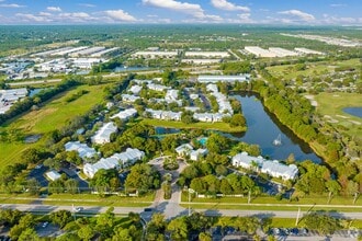 Coquina Cove in Palm City, FL - Foto de edificio - Building Photo