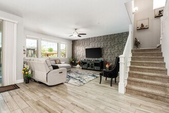 11425 N Via Campagna Dr in Fresno, CA - Building Photo - Building Photo