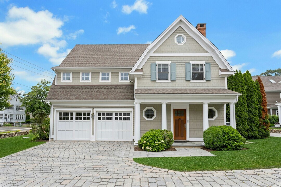 333 West Ave in Darien, CT - Building Photo