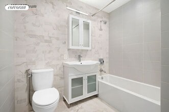 991 Ocean Ave in Brooklyn, NY - Building Photo - Building Photo
