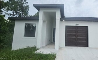 4737 14th St SW in Lehigh Acres, FL - Building Photo