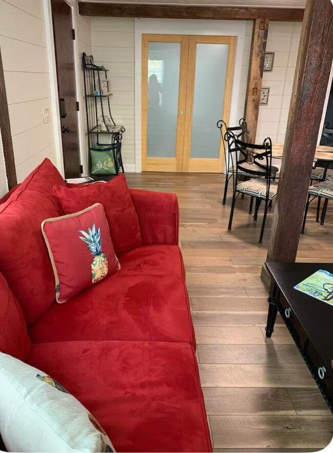 property at 911 11th St