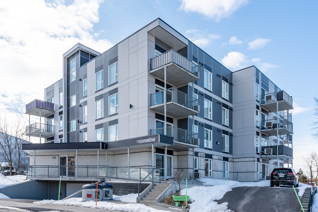 650 Dorimene-Desjardins St in Lévis, QC - Building Photo