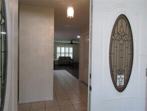 2912 Ringwood Meadow in Sarasota, FL - Building Photo - Building Photo