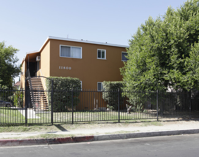 11800 Hart St in North Hollywood, CA - Building Photo - Building Photo