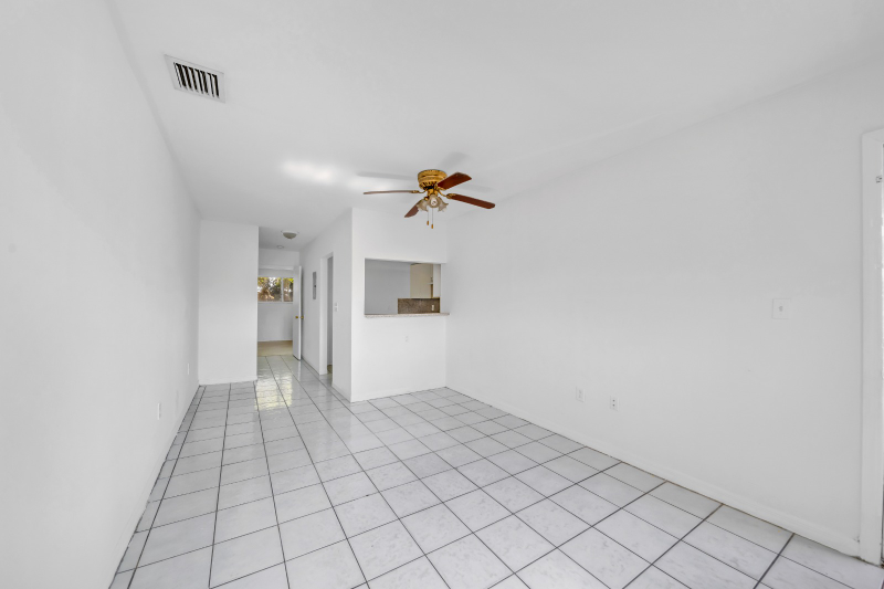 1371 NW 3rd St, Unit 1 Bed 1 Bath in Miami, FL - Building Photo