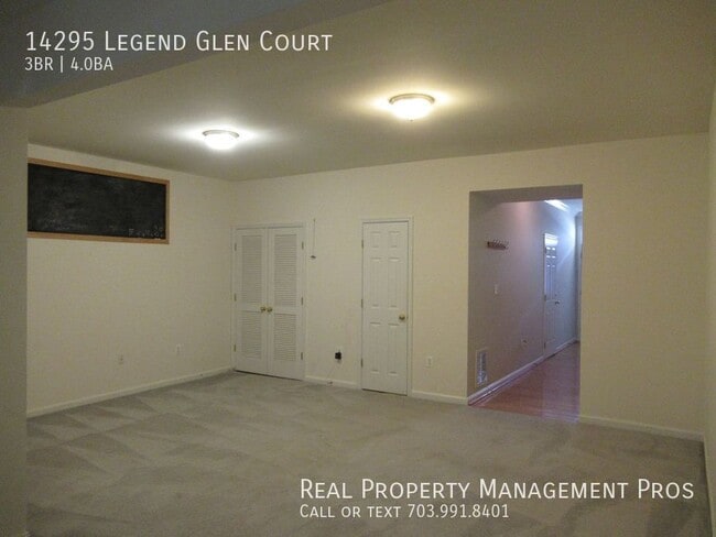 14295 Legend Glen Ct in Gainesville, VA - Building Photo - Building Photo