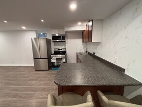 55 Lady Loretta Ln in Vaughan, ON - Building Photo - Building Photo