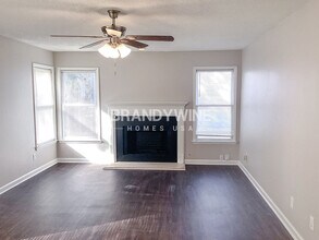 1577 Linksview Close in Stone Mountain, GA - Building Photo - Building Photo