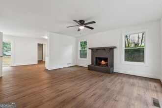 2780 Northwood Ct in Marietta, GA - Building Photo - Building Photo