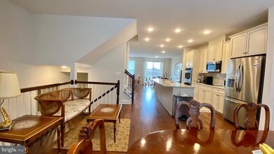 13805 Litespeed Way in Gainesville, VA - Building Photo - Building Photo