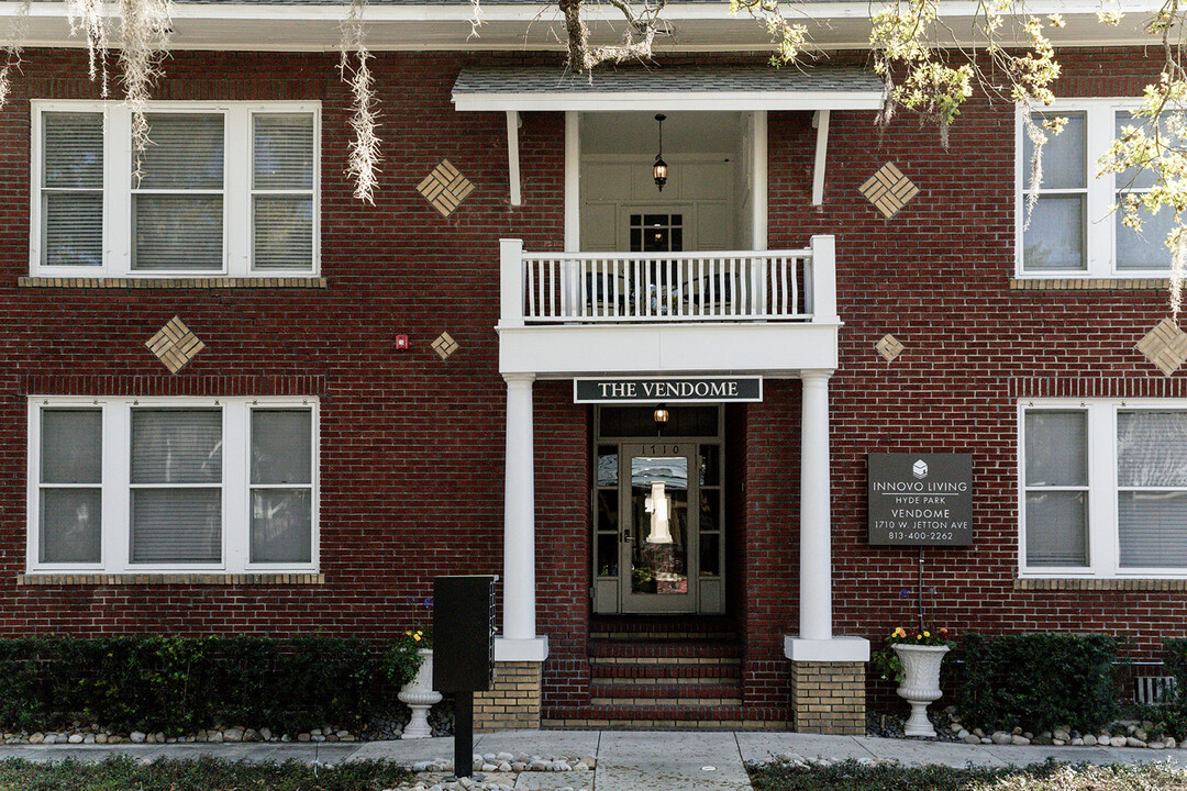 The Vendome in Tampa, FL - Foto de edificio