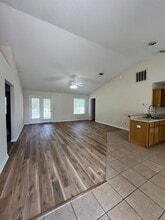 209 Royal Palms Ave in Kingsland, GA - Building Photo - Building Photo