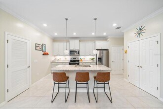 21026 Fetterbush Pl in Venice, FL - Building Photo - Building Photo