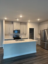 116 Martel Dr in Spartanburg, SC - Foto de edificio - Building Photo