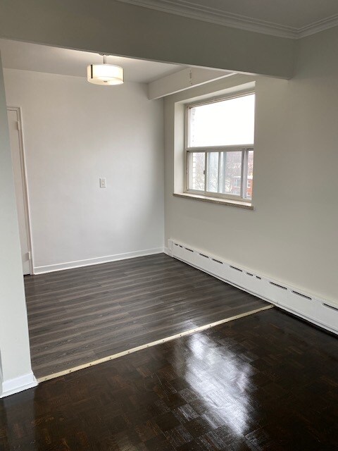 2 Superior Avenue in Toronto, ON - Building Photo - Building Photo